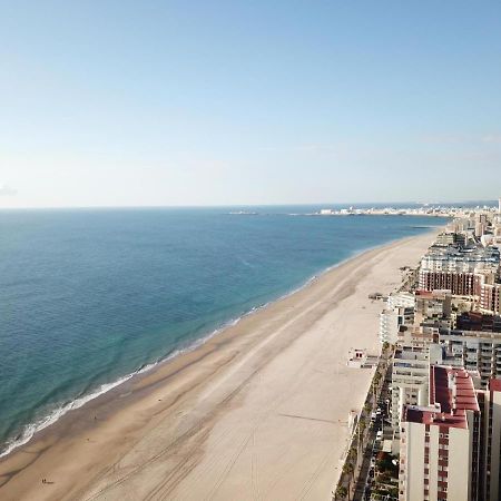 Piso Luminoso Cerca De Playa Apartment Cadiz Bagian luar foto